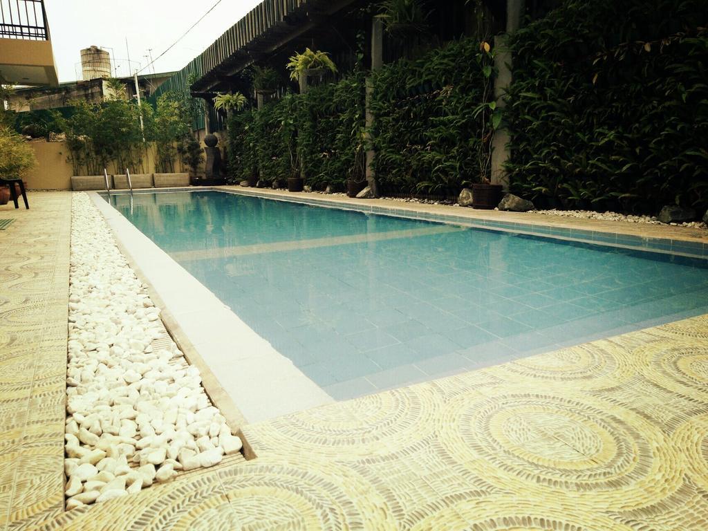 Darvy Suite Muntinlupa City Exterior foto